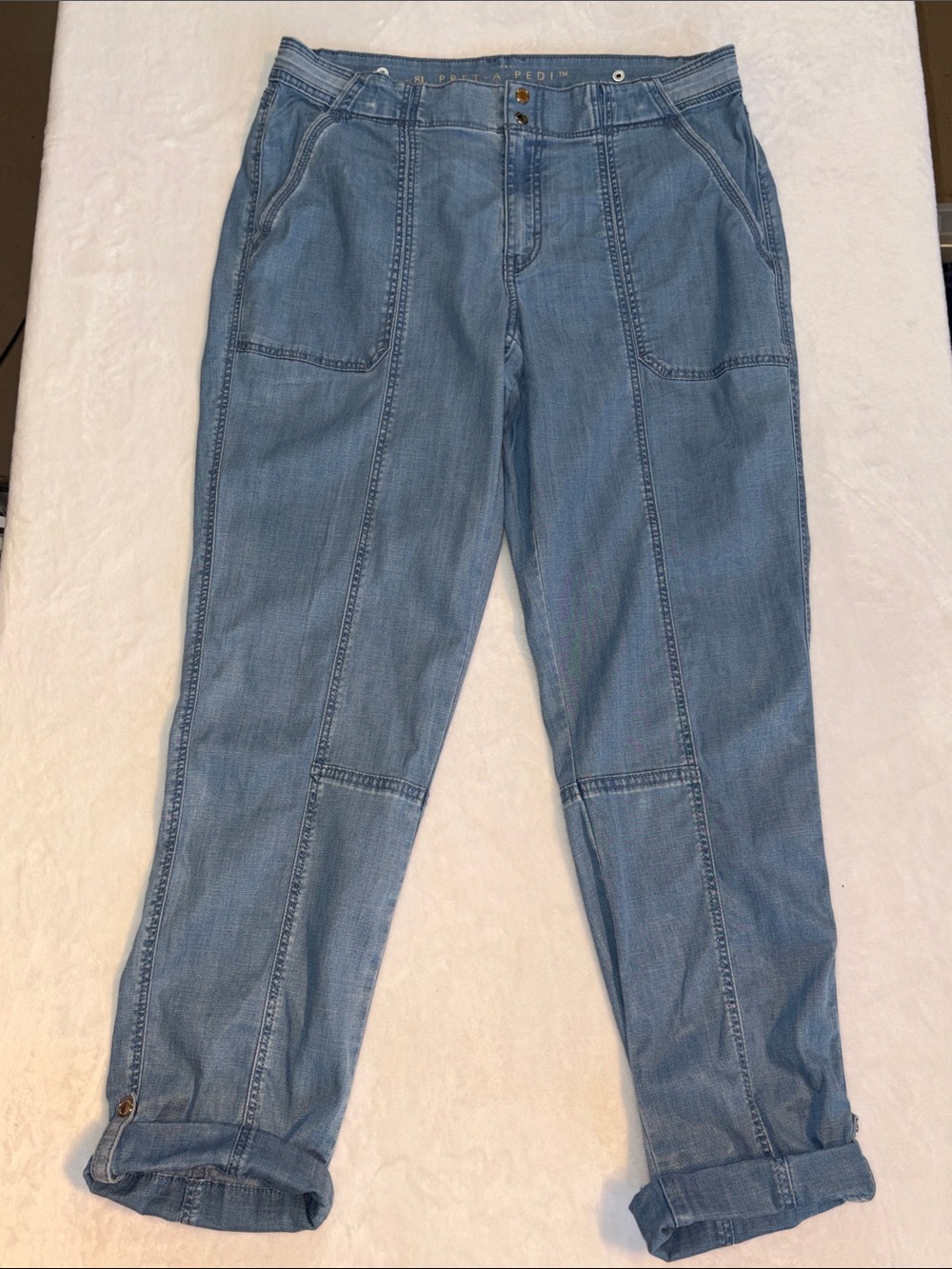 White House Black Market Pret a Pedi Light Blue Roll Tab Snap Hem Jeans 8L